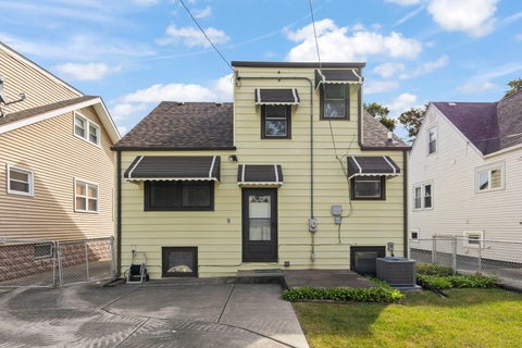 Tiny photo for 14918 Hamlin Avenue, Midlothian, IL 60445 (MLS # 12754899)