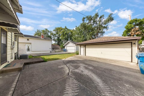 Tiny photo for 14918 Hamlin Avenue, Midlothian, IL 60445 (MLS # 12754899)