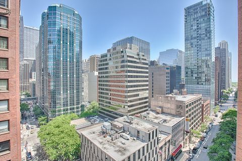 Tiny photo for 550 N Saint Clair Street #1701, Chicago, IL 60611 (MLS # 12557595)