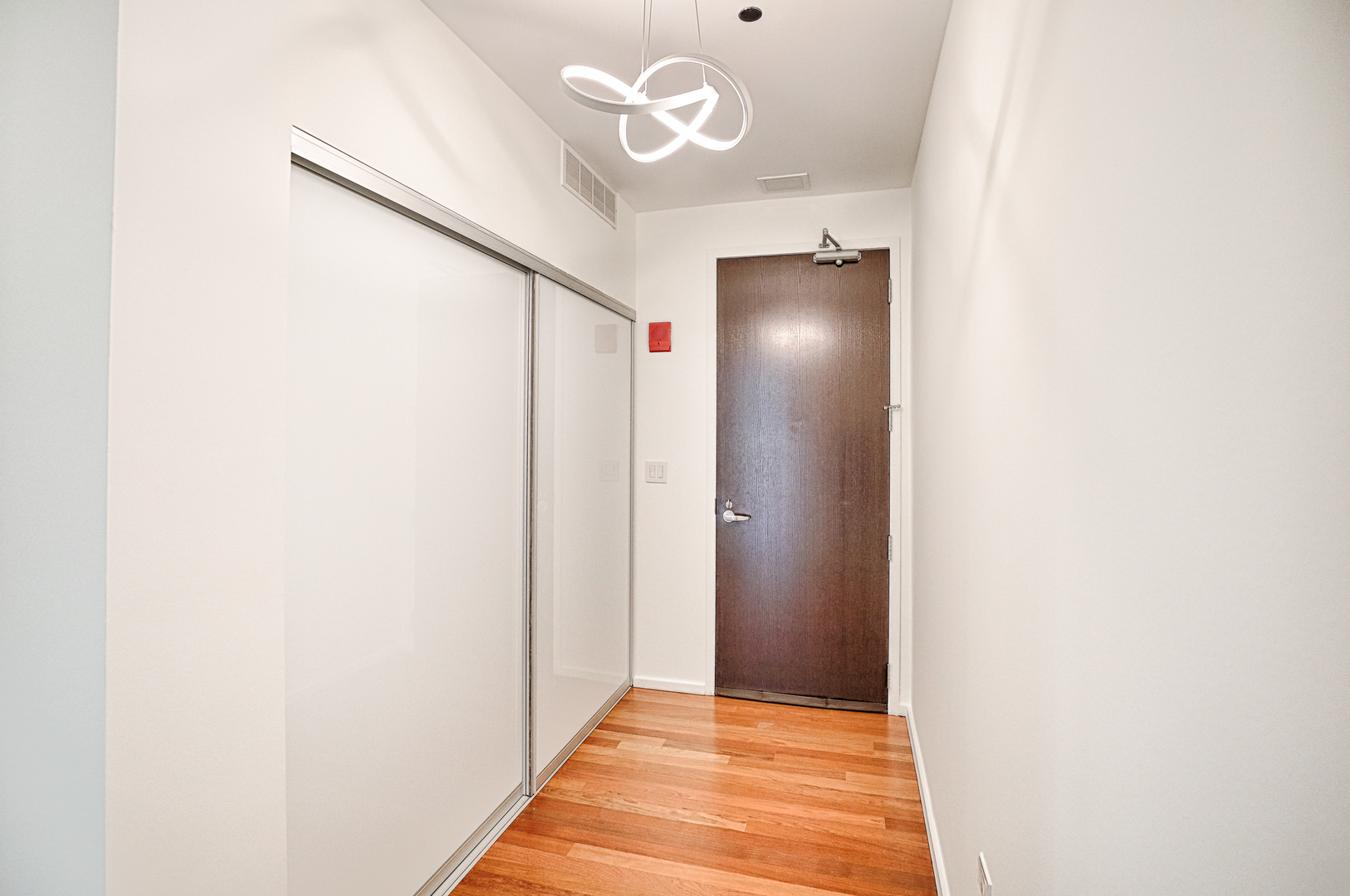 550 N Saint Clair Street 1701