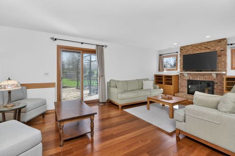 Tiny photo for 2340 Appleby Drive, Wheaton, IL 60189 (MLS # 12613314)