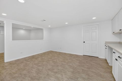 Tiny photo for 2340 Appleby Drive, Wheaton, IL 60189 (MLS # 12613314)