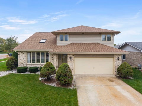 Photo of Tinley Park, IL 60477 (MLS # 12785926)