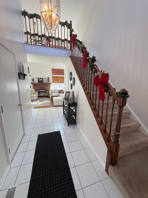 Tiny photo for 121 Crescent Lane #121, Schaumburg, IL 60193 (MLS # 12553587)