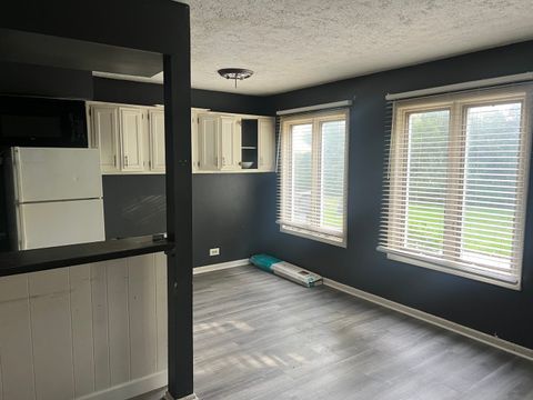 Tiny photo for 1085 Cove Drive #1085, Prospect Heights, IL 60070 (MLS # 12488890)