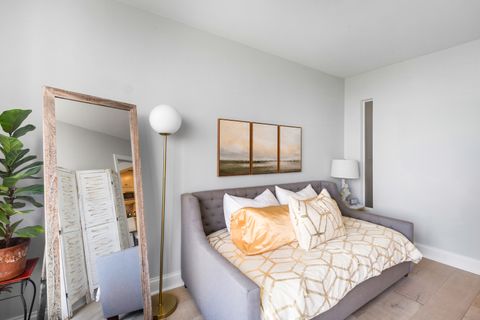 Tiny photo for 1550 N Lake Shore Drive #25E, Chicago, IL 60610 (MLS # 12528221)