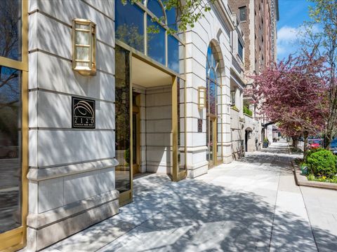 Photo of 2120 N Lincoln Park West PARK #15, Chicago, IL 60614 (MLS # 12615964)