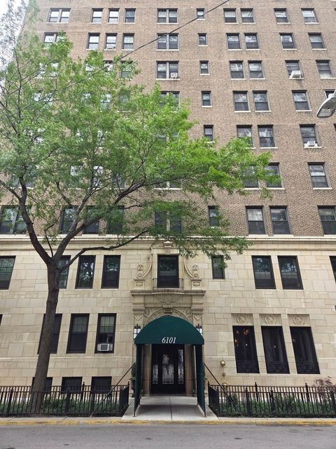 Tiny photo for 6101 N Sheridan Road #1F, Chicago, IL 60660 (MLS # 12459164)