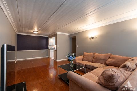 Tiny photo for 7930 Woodglen Lane #204, Downers Grove, IL 60516 (MLS # 12516161)