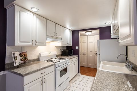 Tiny photo for 7930 Woodglen Lane #204, Downers Grove, IL 60516 (MLS # 12516161)