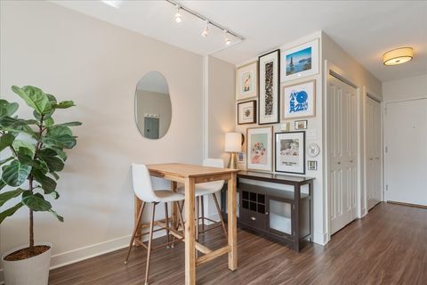 Tiny photo for 2930 N Sheridan Road #1704, Chicago, IL 60657 (MLS # 12628159)