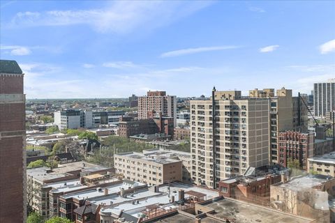 Tiny photo for 2930 N Sheridan Road #1704, Chicago, IL 60657 (MLS # 12628159)