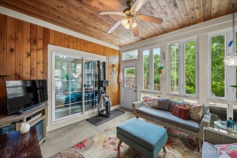 Tiny photo for 151 Center Street, Crystal Lake, IL 60014 (MLS # 12682606)