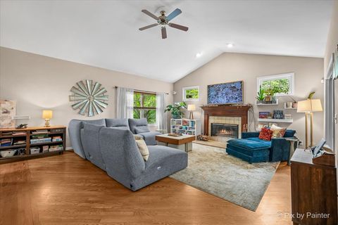 Tiny photo for 151 Center Street, Crystal Lake, IL 60014 (MLS # 12682606)