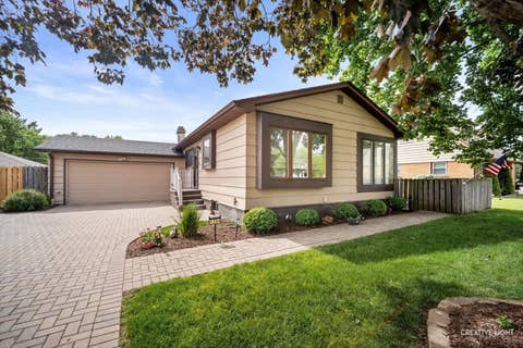 Photo of 128 N Hale Avenue, Bartlett, IL 60103 (MLS # 12648848)