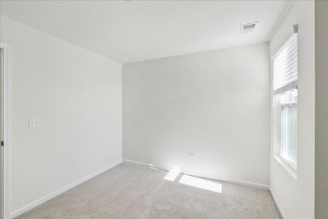 Tiny photo for 608 Switchgrass Way #61003, Bolingbrook, IL 60490 (MLS # 12595320)