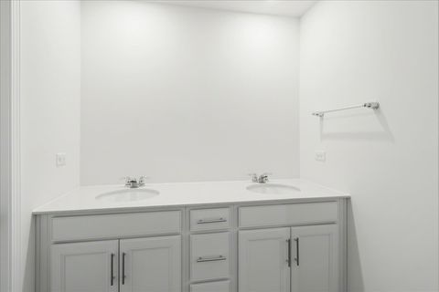 Tiny photo for 608 Switchgrass Way #61003, Bolingbrook, IL 60490 (MLS # 12595320)