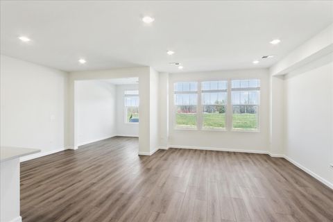 Tiny photo for 608 Switchgrass Way #61003, Bolingbrook, IL 60490 (MLS # 12595320)
