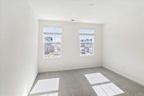 Tiny photo for 608 Switchgrass Way #61003, Bolingbrook, IL 60490 (MLS # 12595320)