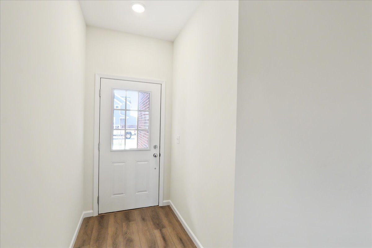 608 Switchgrass Way 61003