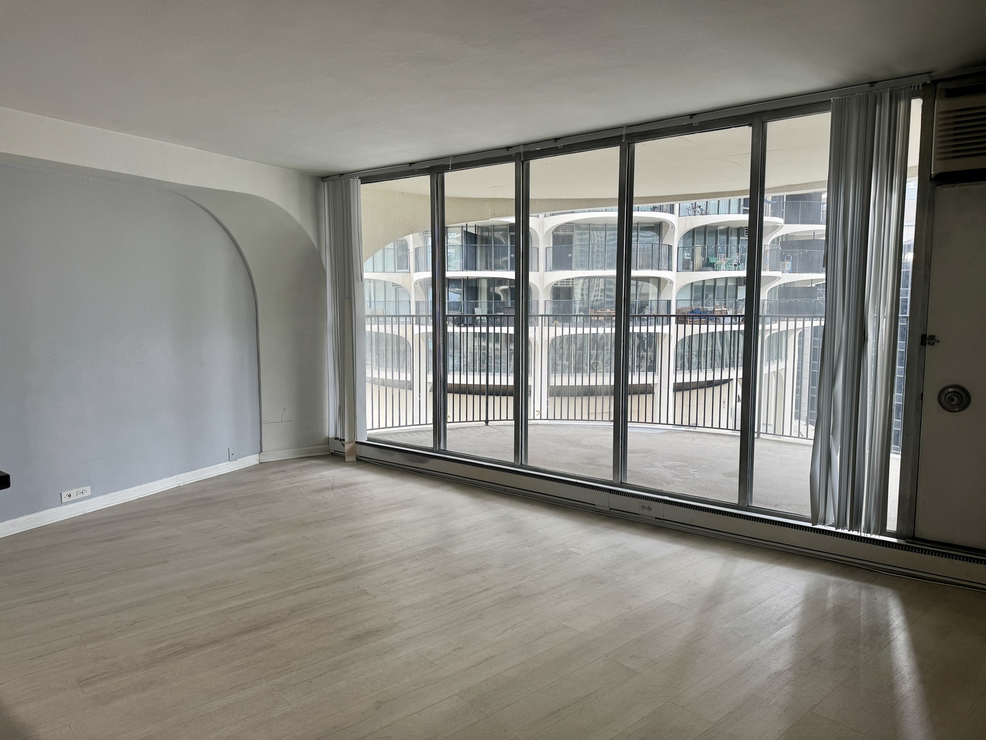 300 N State Street 2125