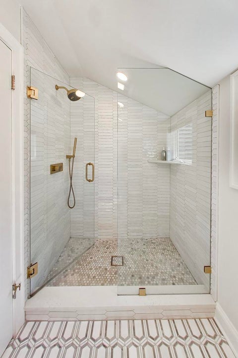 Tiny photo for 6308 N INDIAN Road, Chicago, IL 60646 (MLS # 12754059)