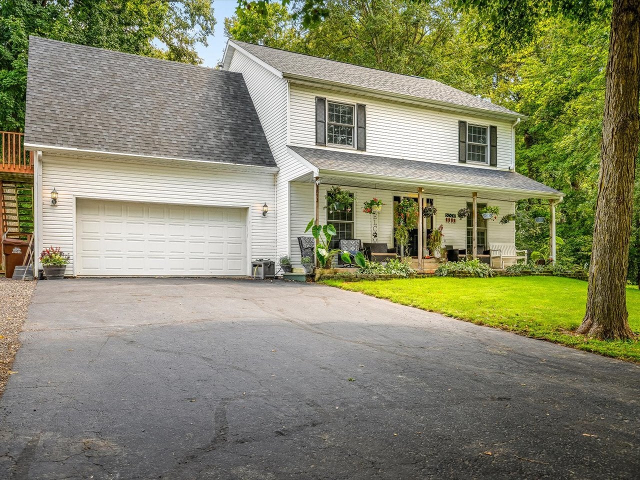 1853 Darby Lane