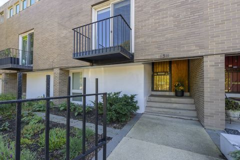 1311 E 55th Street Chicago IL 60615