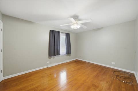 Tiny photo for 601 E Dogwood Lane, Mount Prospect, IL 60056 (MLS # 12733627)