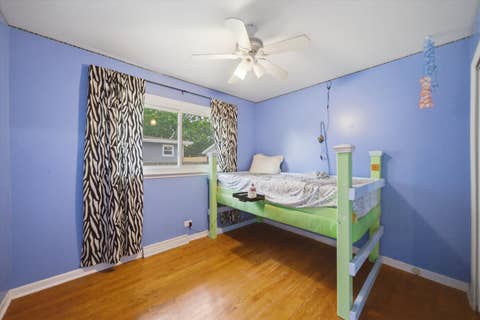 Tiny photo for 601 E Dogwood Lane, Mount Prospect, IL 60056 (MLS # 12733627)