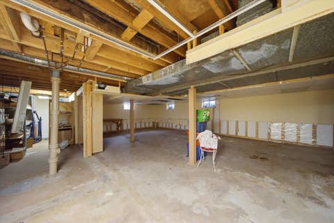 Tiny photo for 601 E Dogwood Lane, Mount Prospect, IL 60056 (MLS # 12733627)