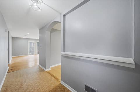 Tiny photo for 601 E Dogwood Lane, Mount Prospect, IL 60056 (MLS # 12733627)