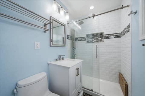 Tiny photo for 601 E Dogwood Lane, Mount Prospect, IL 60056 (MLS # 12733627)