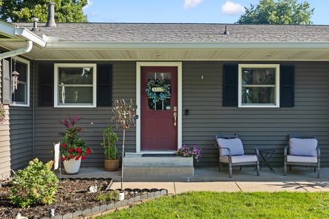 Tiny photo for 105 N Park Avenue, Geneseo, IL 61254 (MLS # 12736814)