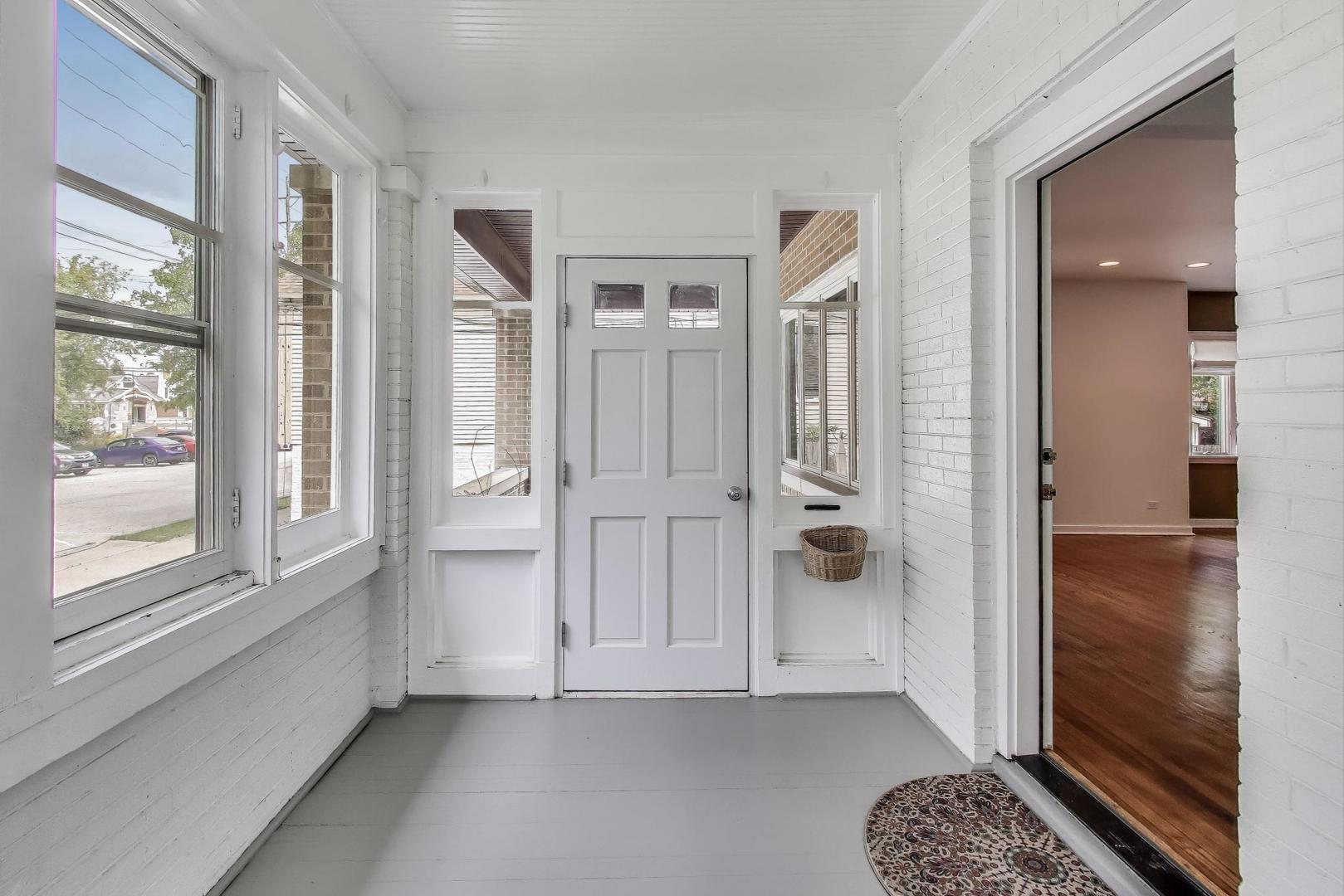 6411 Elm Street