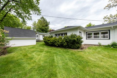 Tiny photo for 616 Highland Avenue, Antioch, IL 60002 (MLS # 12645774)