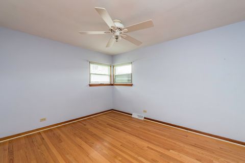Tiny photo for 616 Highland Avenue, Antioch, IL 60002 (MLS # 12645774)