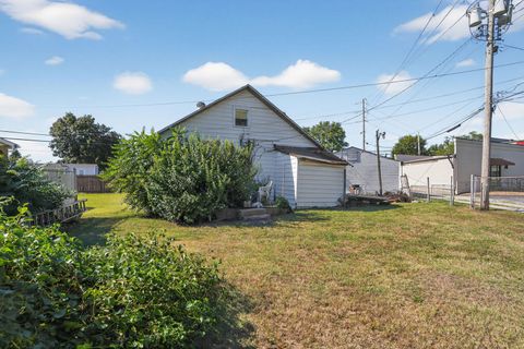 Tiny photo for 526 Columbia Road, Dupo, IL 62239 (MLS # 12487624)