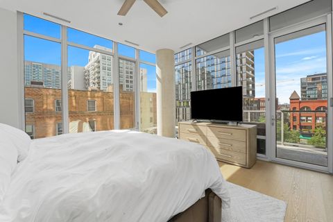 Tiny photo for 360 W Erie Street #5A, Chicago, IL 60654 (MLS # 12345153)