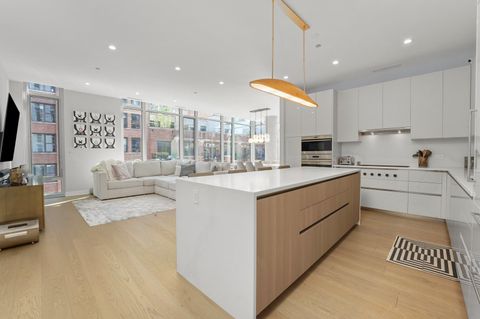 Tiny photo for 360 W Erie Street #5A, Chicago, IL 60654 (MLS # 12345153)