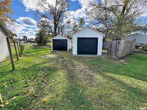 Tiny photo for 1638 20TH Avenue, Moline, IL 61265 (MLS # QC4269270)