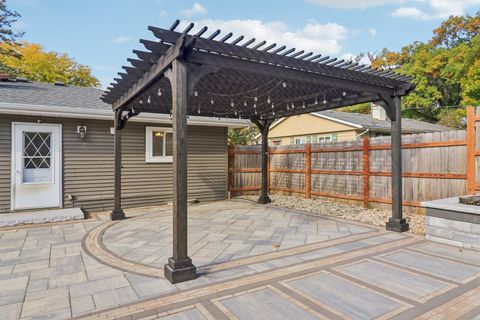 Tiny photo for 337 Hickory Drive, Crystal Lake, IL 60014 (MLS # 12505425)