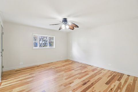 Tiny photo for 337 Hickory Drive, Crystal Lake, IL 60014 (MLS # 12505425)