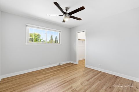 Tiny photo for 4939 Farwell Avenue, Skokie, IL 60077 (MLS # 12640720)