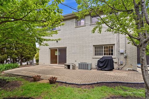 Tiny photo for 4939 Farwell Avenue, Skokie, IL 60077 (MLS # 12640720)