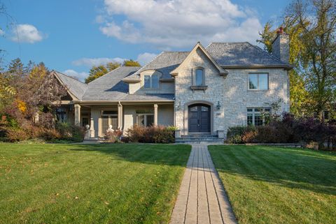 Photo of 724 Becker Road, Glenview, IL 60025 (MLS # 12509512)