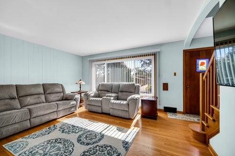 Tiny photo for 13044 S Muskegon Avenue, Chicago, IL 60633 (MLS # 12685384)