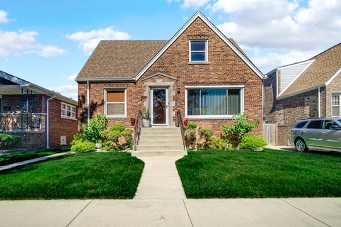Tiny photo for 13044 S Muskegon Avenue, Chicago, IL 60633 (MLS # 12685384)