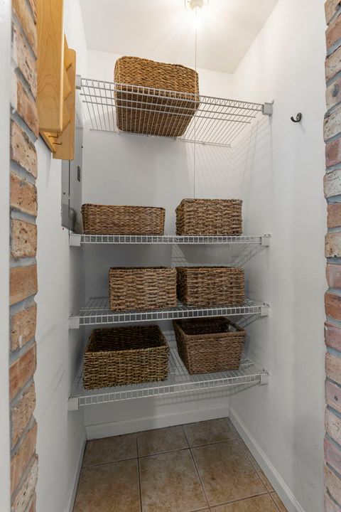 Tiny photo for 6008 LAKE Drive E #1A, Lisle, IL 60532 (MLS # 12507502)