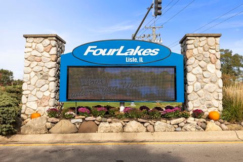 Tiny photo for 6008 LAKE Drive E #1A, Lisle, IL 60532 (MLS # 12507502)